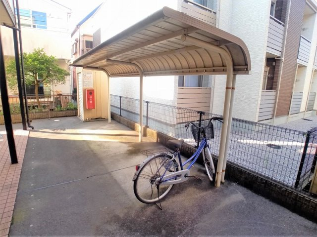 レオパレスＳＵＺＵＫＩのその他|駐輪場