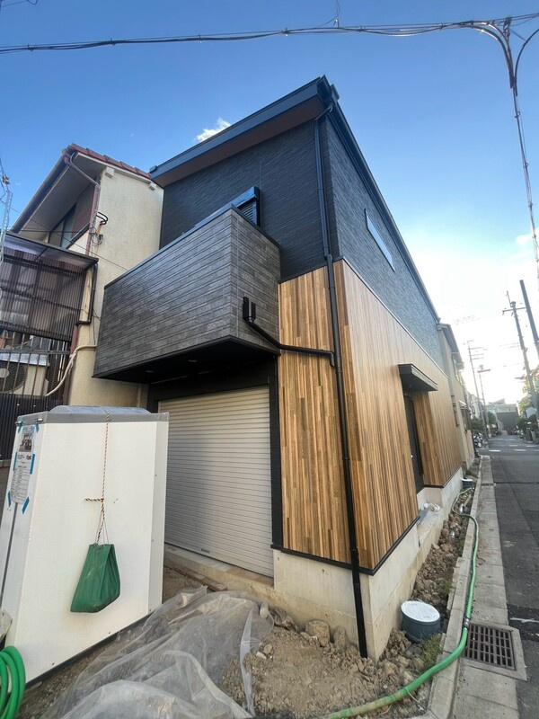高槻市津之江町ガレージハウスの外観