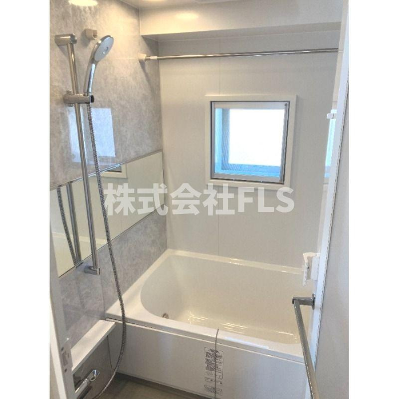 中央区新富２丁目の賃貸マンションの浴室