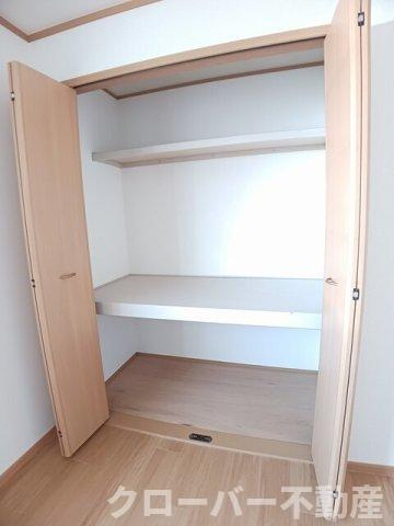 ヴィラ　エンゼルＣの収納