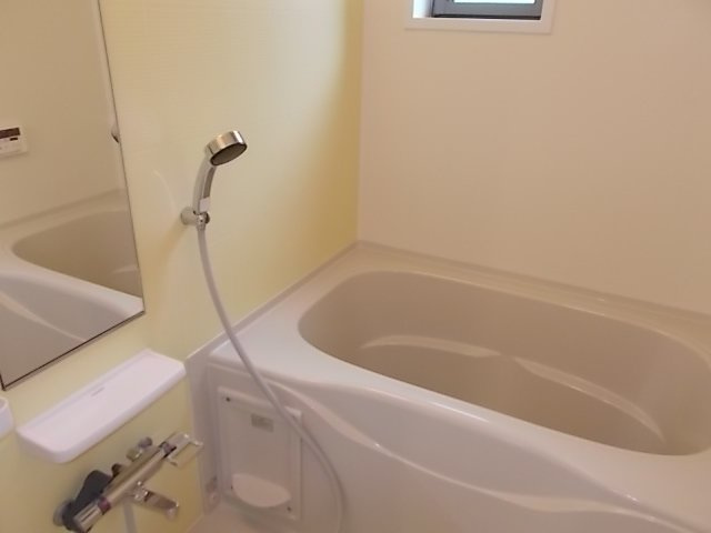 サニー　ビオーラの浴室|ゆったり過ごせるお風呂です