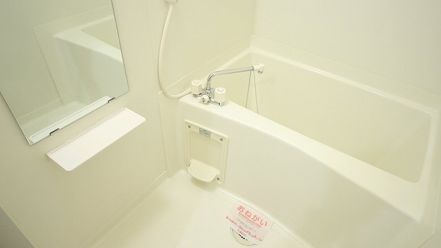 レフィナードＫ　Ⅰの浴室|きれいなお風呂です