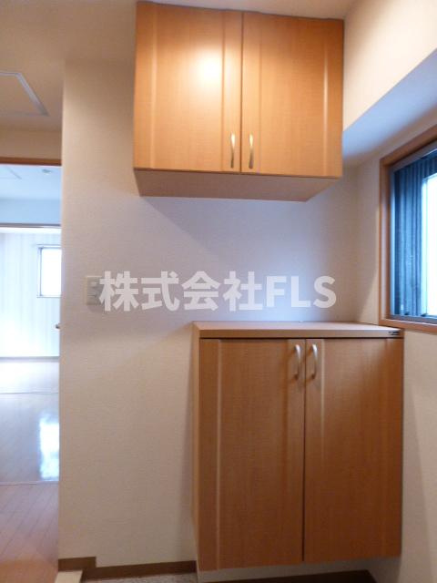 港区南青山７丁目の賃貸マンションの玄関