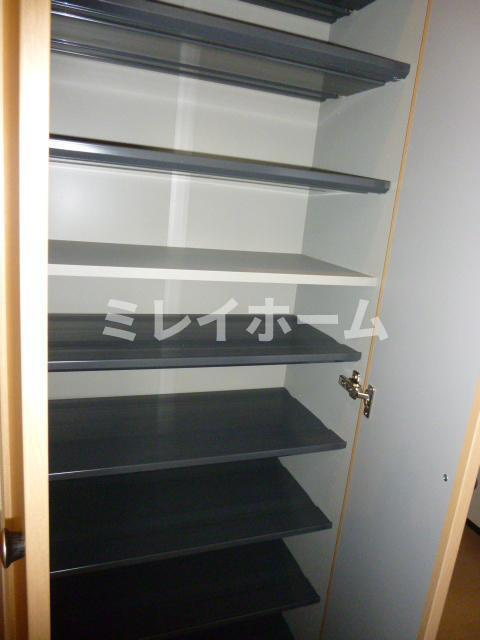 シャルールのその他