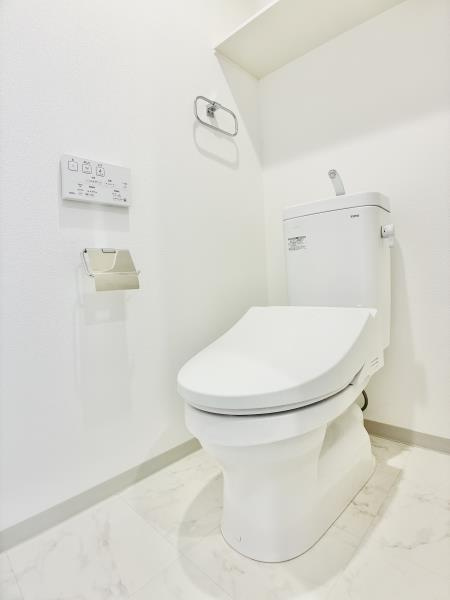 ミューズ新小岩のトイレ|落ち着いた色調のトイレです