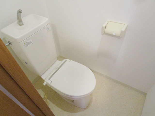 リクエスト秋葉原の内装|内装は落ち着いています