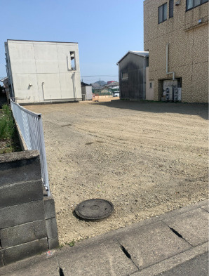 岡山市南区築港新町　　店舗用地の外観