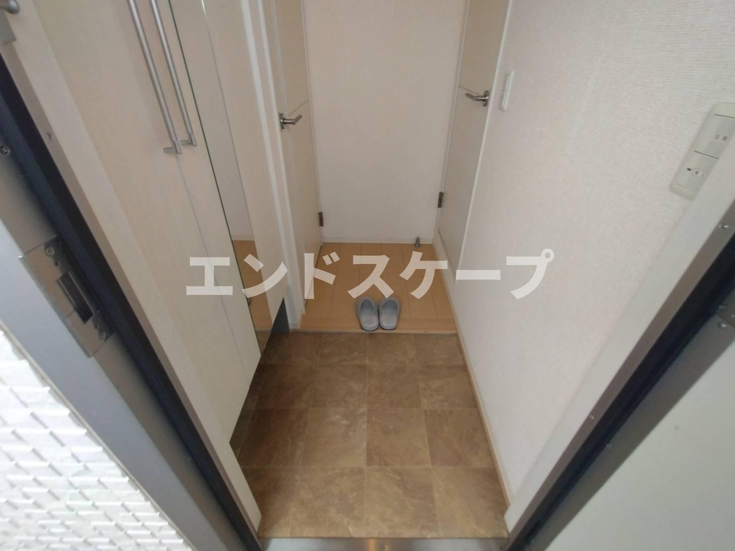 シャトル ブランの玄関|高崎、前橋のお部屋探しはエンドスケープまで！お客様の理想お聞かせ下さい♪