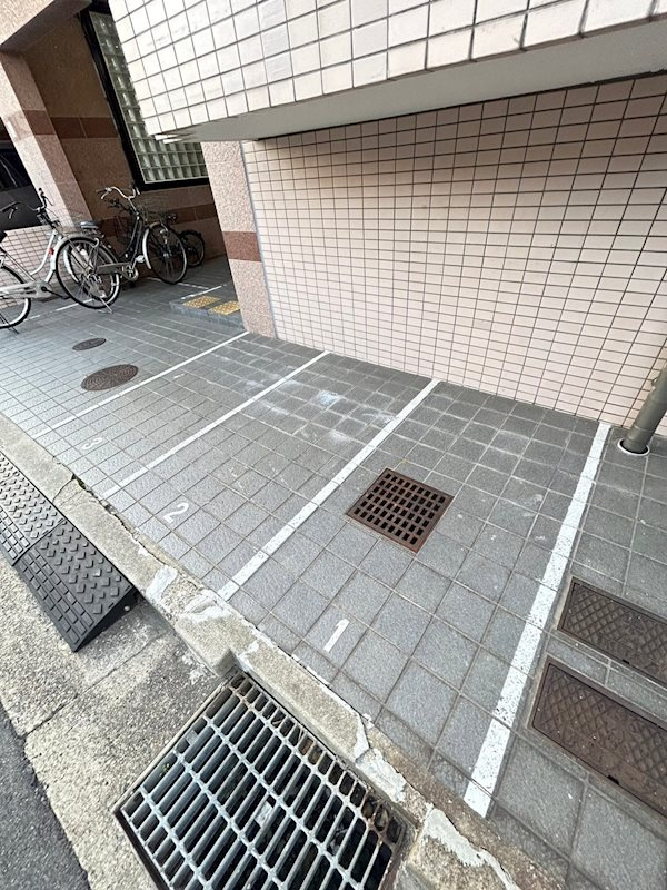ヒラボウマンション国香通の外観