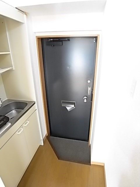 サンビルダー北野山ノ手の玄関