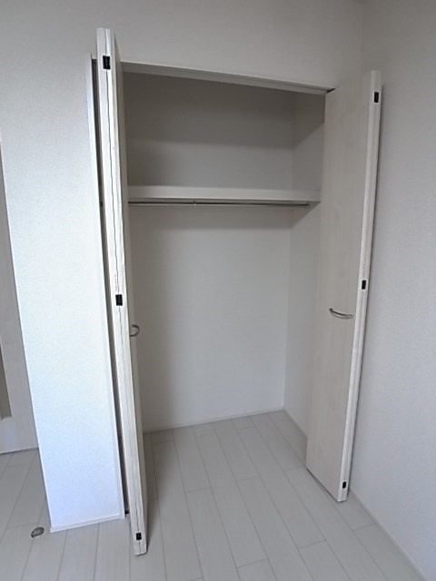 フジパレス西宮今津Ⅱ番館の収納