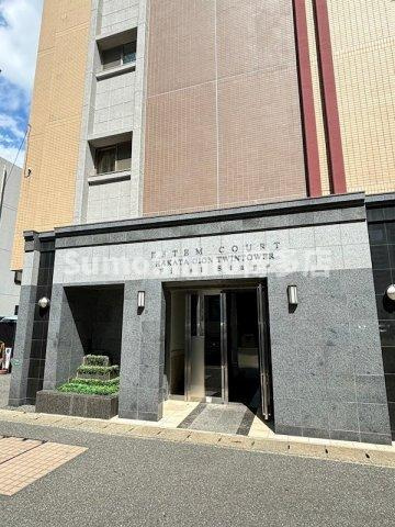 エステムコート博多・祇園ツインタワー１のエントランス