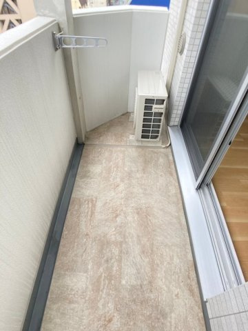 ララプレイス京町堀プロムナードのバルコニー