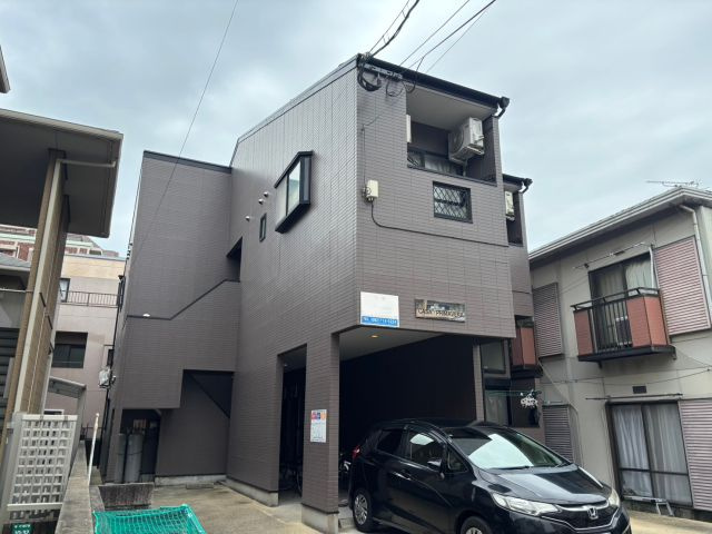 ＣＡＳＡ・ＰＲＩＭＡＶＥＲＡの外観