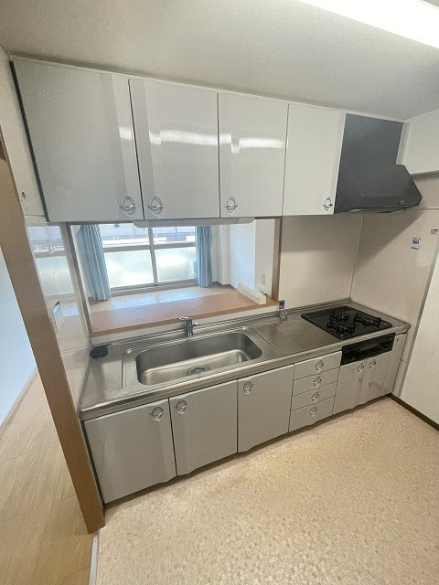 レインボー甲東のキッチン