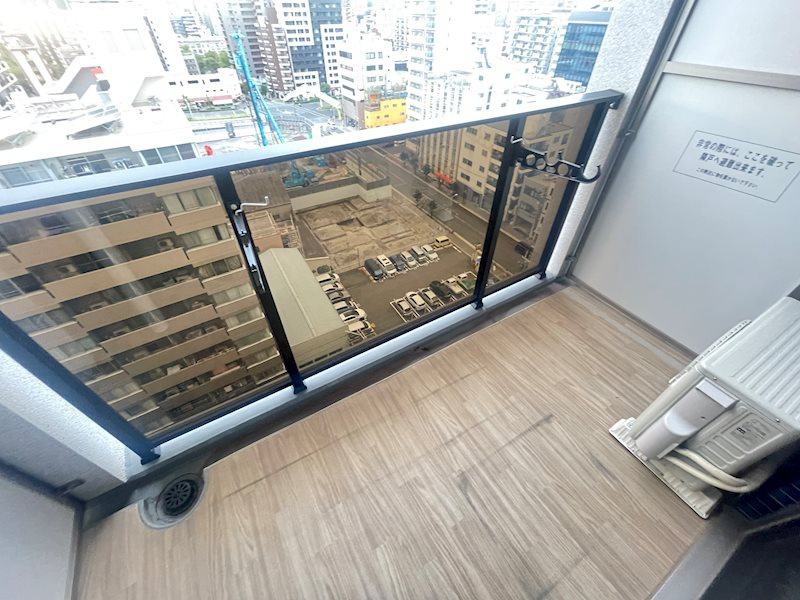 プレサンス南堀江のバルコニー