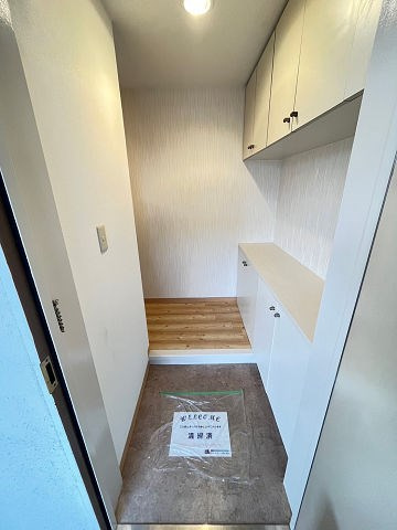 ラポール西宮の玄関