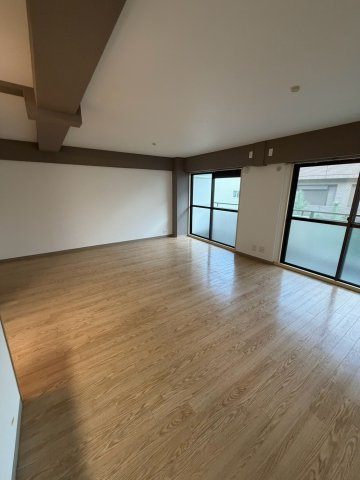 アルンハイム芦屋 の居間・リビング