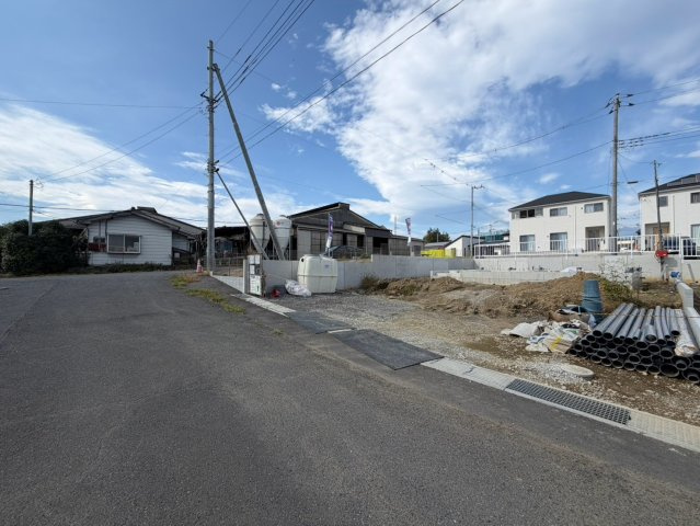 【前面道路含む現地写真】 | 高崎市箕郷町上芝　新築住宅