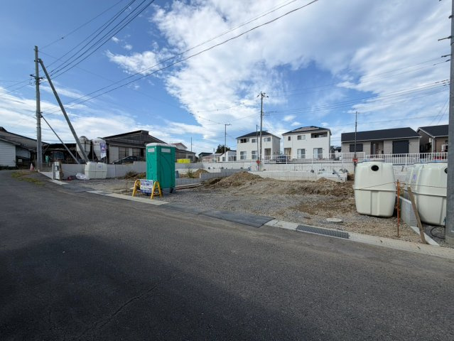 【前面道路含む現地写真】 | 高崎市箕郷町上芝　新築住宅