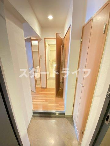 大阪市淀川区宮原２丁目の賃貸マンションの玄関