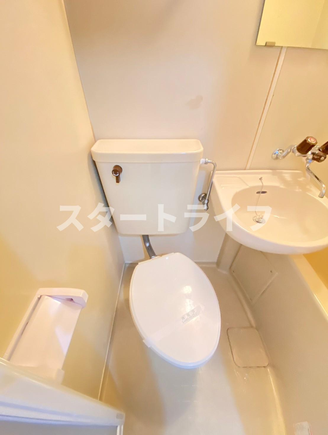 大阪市淀川区東三国５丁目の賃貸マンションのトイレ