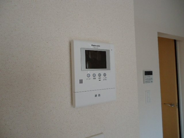 フルハウスBのセキュリティ|カメラ付インターホン