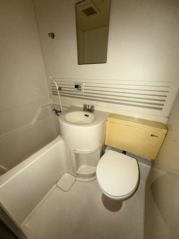 音楽ビルのトイレ|シンプルで使いやすいトイレです