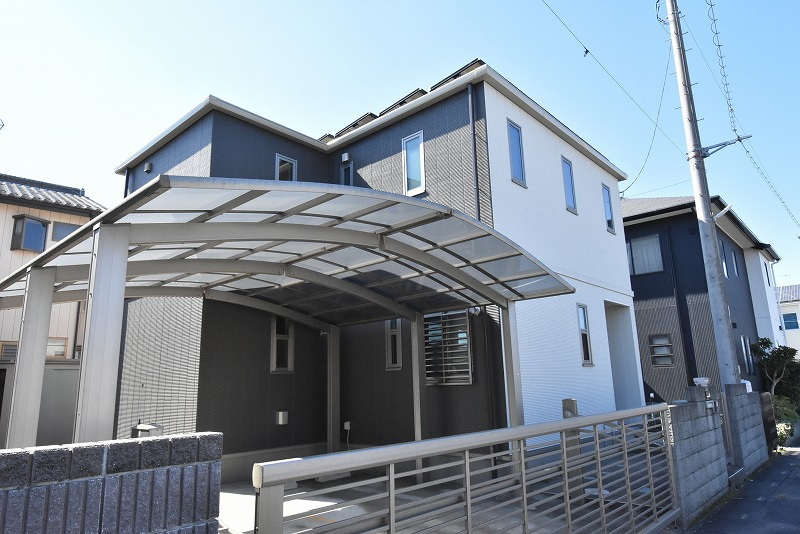 伊奈町西小針２丁目　中古一戸建ての外観