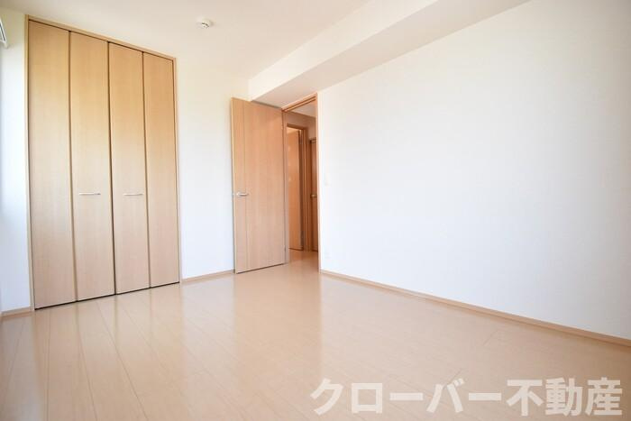 フローリーの内装|洋室6．1帖