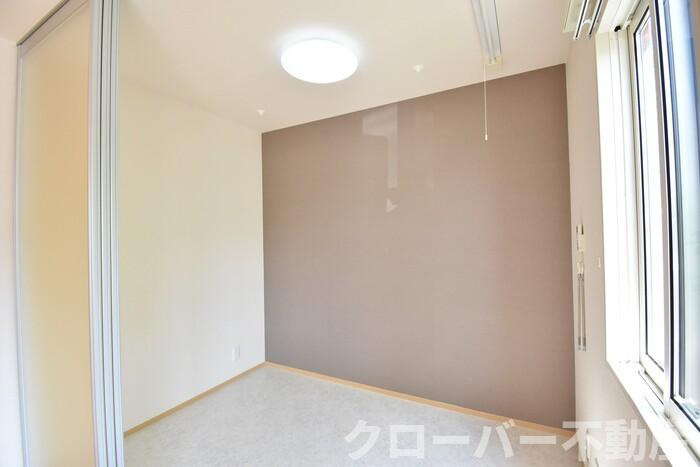 フローリーの内装|サービスルーム3帖