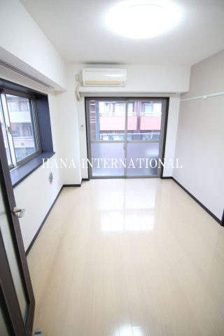 ウッディの居間・リビング|同物件別部屋参考画像となり現況優先致します