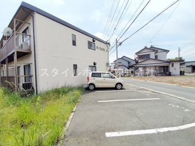 【駐車場】 | カースル50A | 駐車場があります