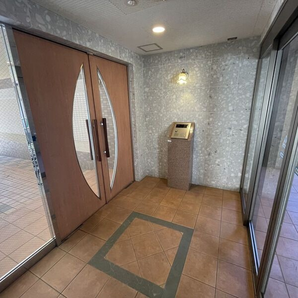 リヴィエール岩塚のロビー