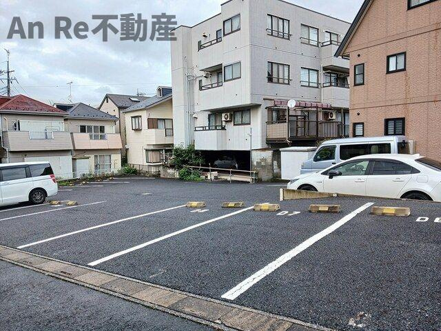 Ａｍｒｉｔａ　Ⅳの駐車場