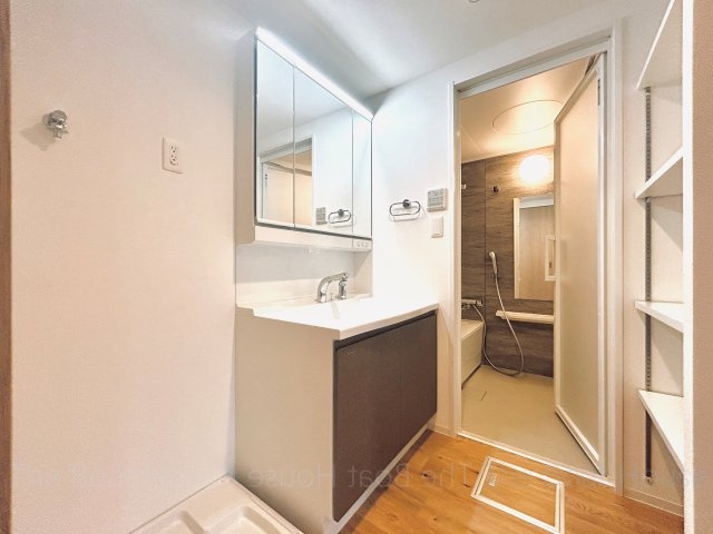 COZY東大曽根の洗面所