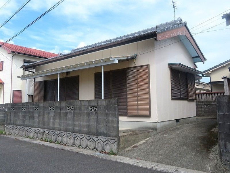 高山住宅の外観