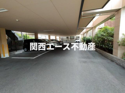 【駐車場】 | メゾンドゥロン