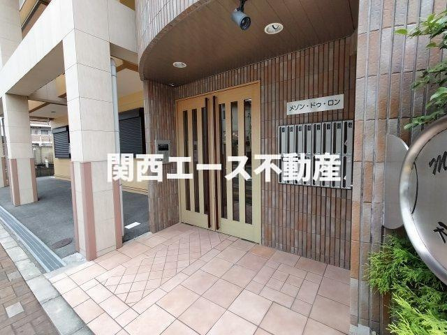 【エントランス】 | メゾンドゥロン