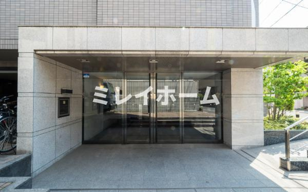 ルーブル東蒲田弐番館のエントランス