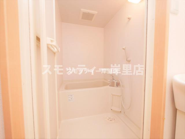 レバンガ阿倍野APの浴室