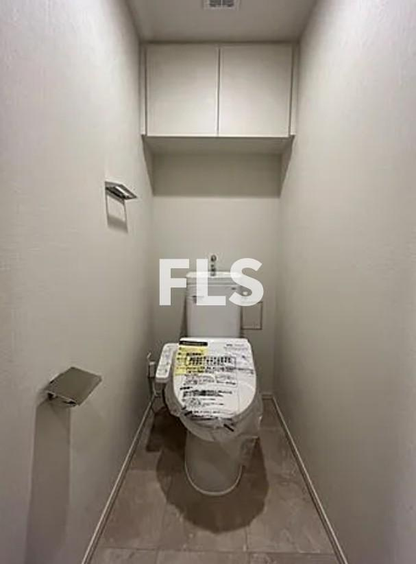 新宿区百人町３丁目の賃貸マンションのトイレ