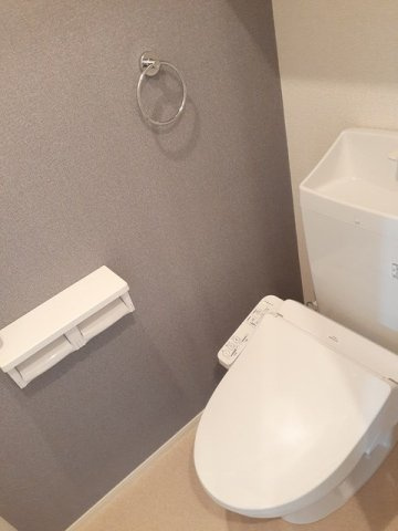アンソレイエ　　刈谷市近郊の賃貸はクラスホーム刈谷店のトイレ|コンパクトで使いやすいトイレです