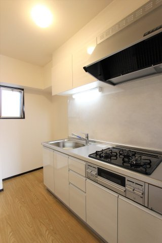 メゾン圓明のキッチン|参考写真です。現況優先。