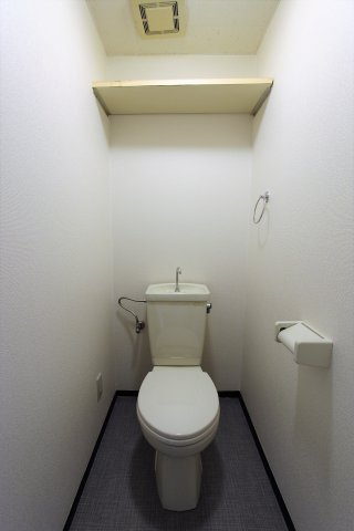 メゾン圓明のトイレ|参考写真です。現況優先。