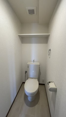 アルページュのトイレ|参考写真です。現況優先。