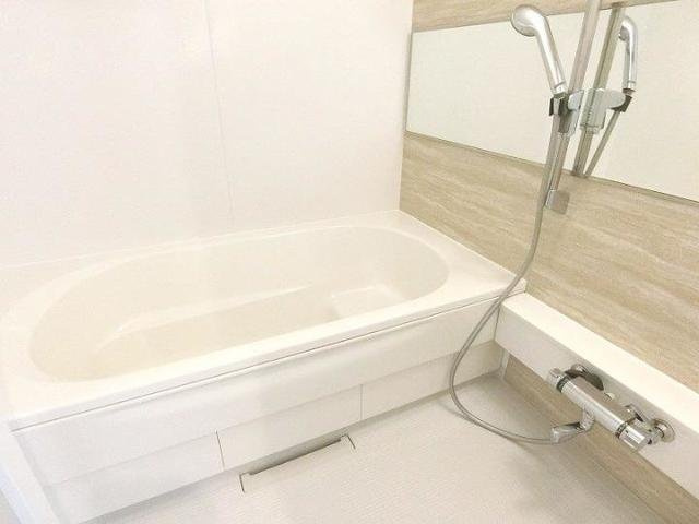 ジュピター築捨Ｂの浴室