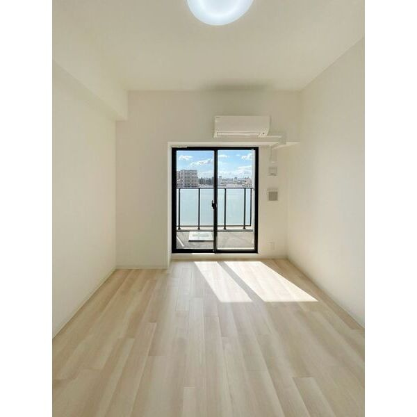 S-RESIDENCE堀田の居間・リビング|※同物件他部屋写真
反転、色違いの場合有
現況優先