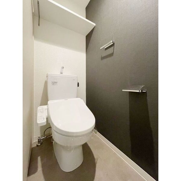 S-RESIDENCE堀田のトイレ|※同物件他部屋写真
反転、色違いの場合有
現況優先