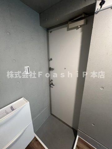 Urban Nest 杉並の玄関